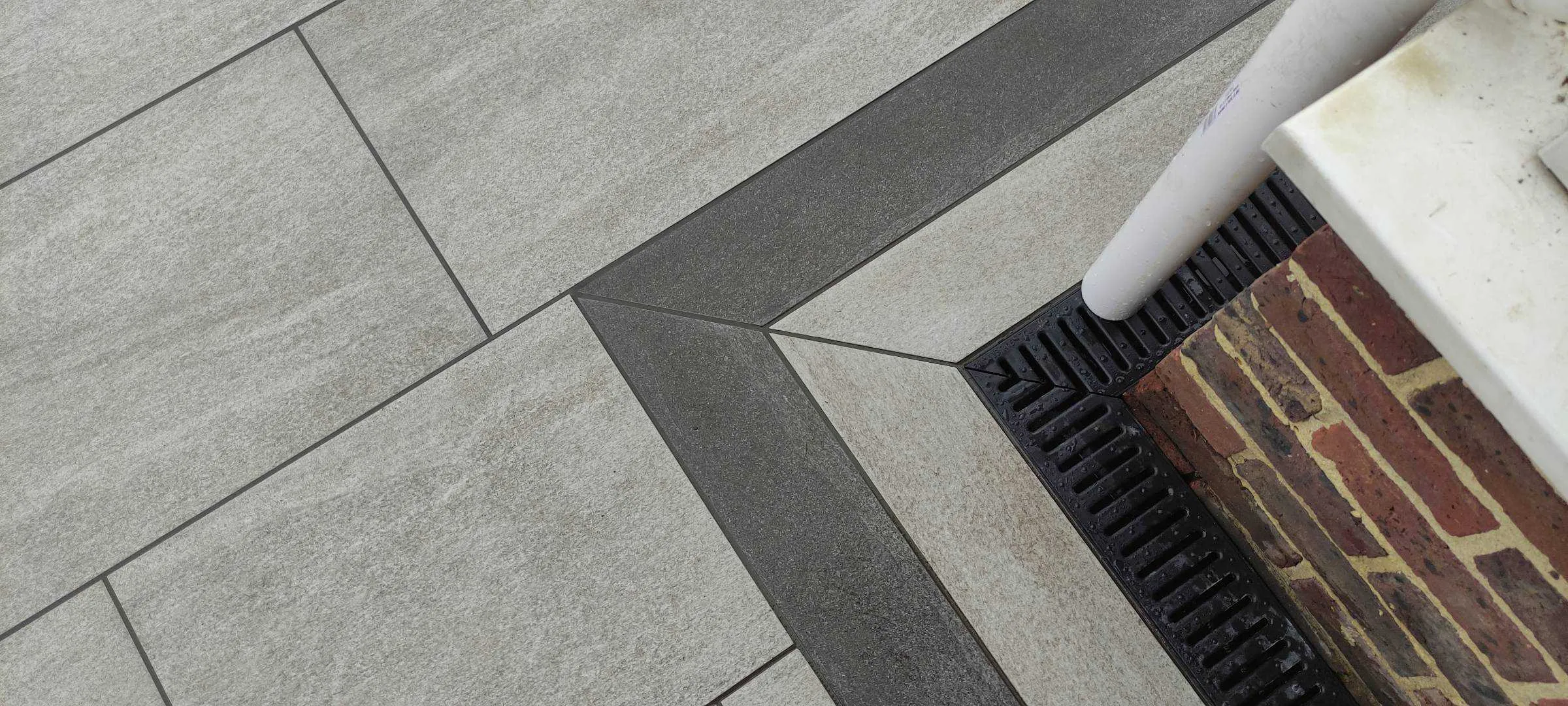Porcelain patio, Bexhill, photo 12 of 17