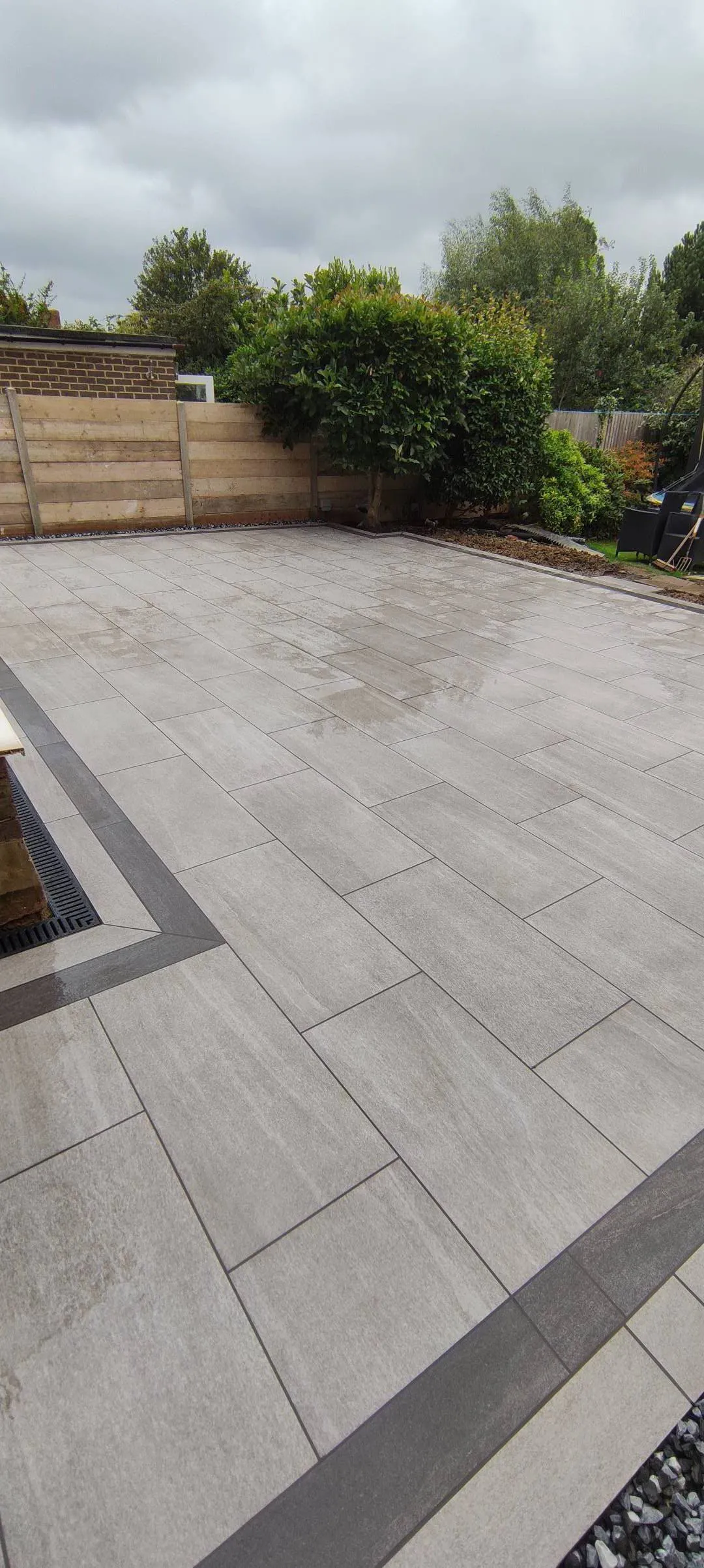 Porcelain patio, Bexhill, photo 6 of 17