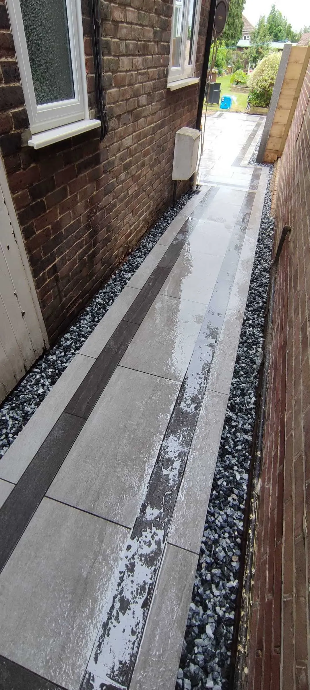Porcelain patio, Bexhill, photo 14 of 17