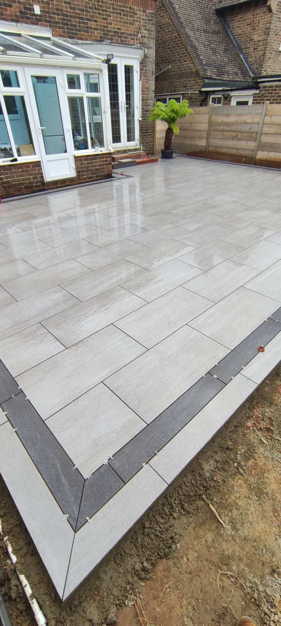 Porcelain patio, Bexhill, photo 13 of 17