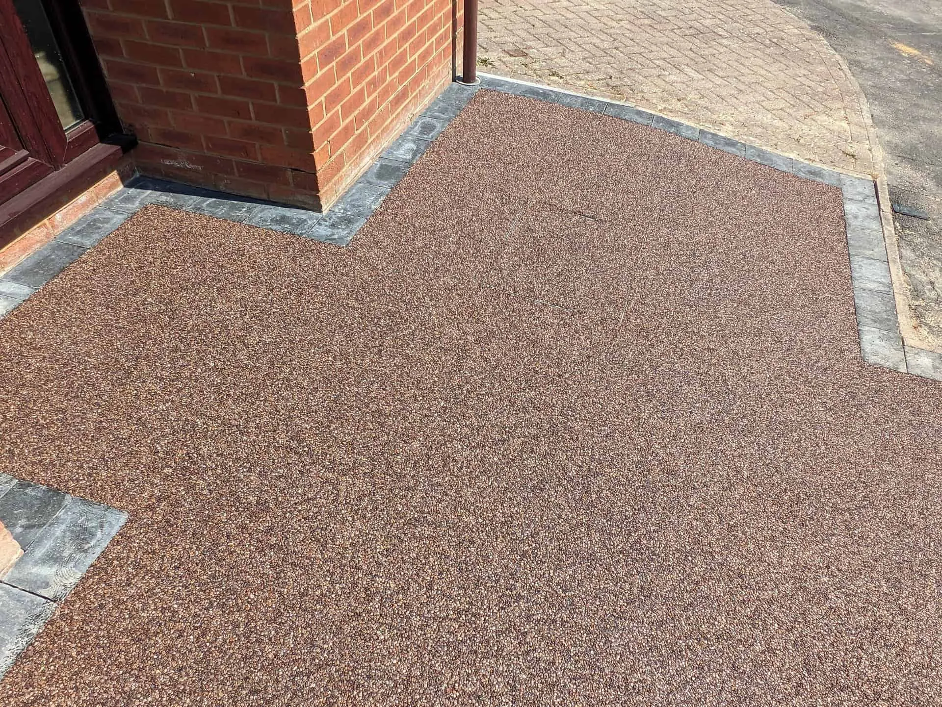 Resin bound driveway, Hailsham, photo 10 of 13